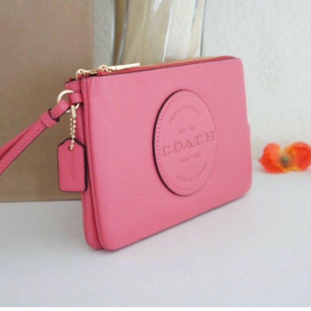 NWT Coach Dempsey Double Zip Wallet  C3319 With Patch Gorgeous Wristlet